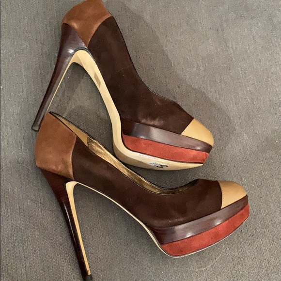 Sky high suede platform pumps!!  GORGEOUS - Picture 7 of 8